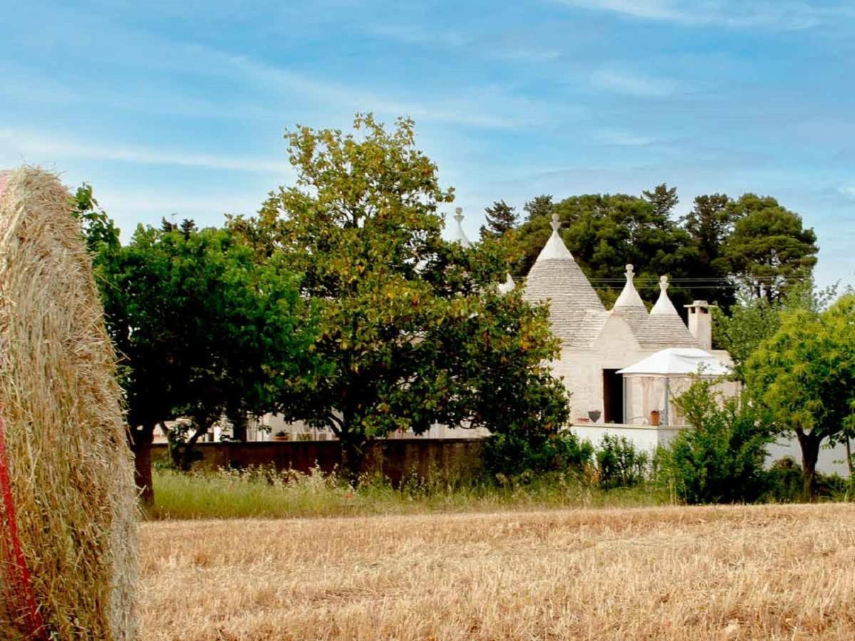 Trulli Delle Rose Villa Martina Franca Bagian luar foto