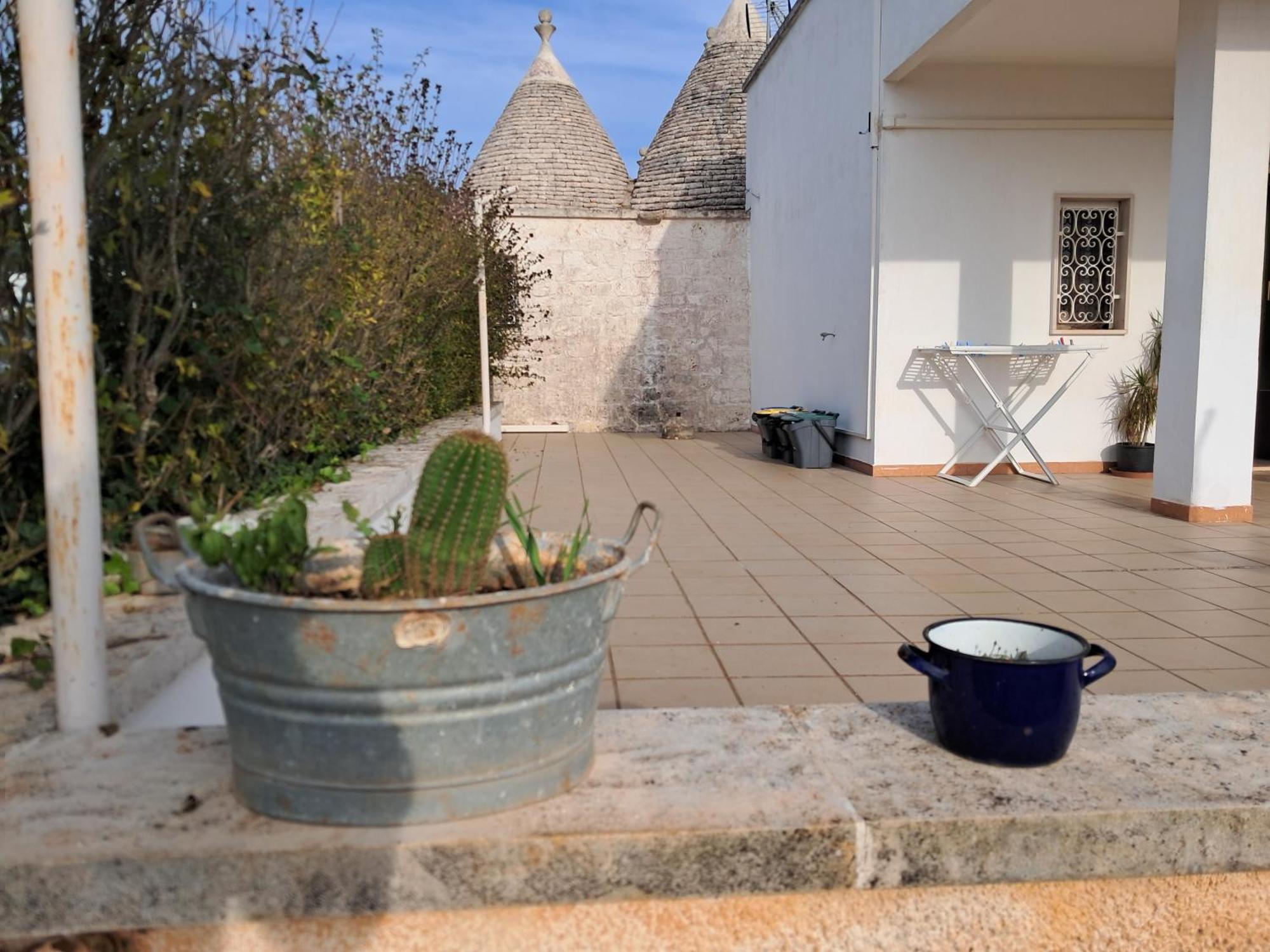 Trulli Delle Rose Villa Martina Franca Bagian luar foto
